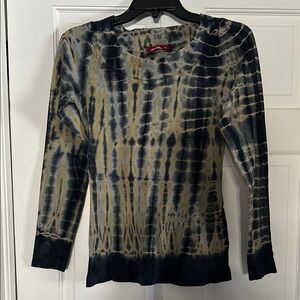 Blue and Green Tie-Dye Long Sleeve T-Shirt